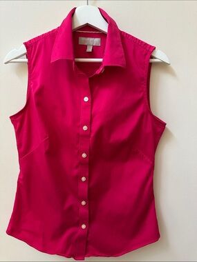 Banana Republic Sleeveless Button-Down Top in Hot Pink